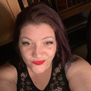 Meet your Posher, Jen